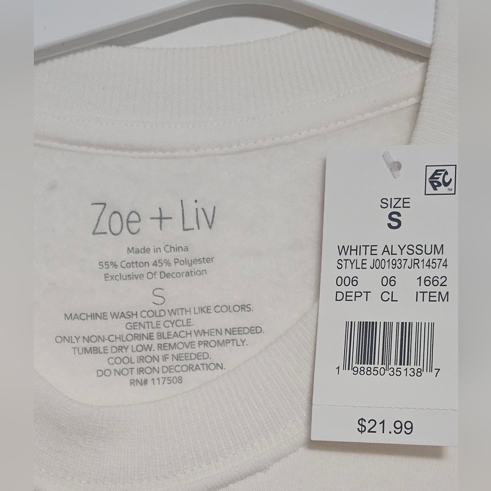 Zoe + Liv White Alyssum Top - Picture 2 of 2